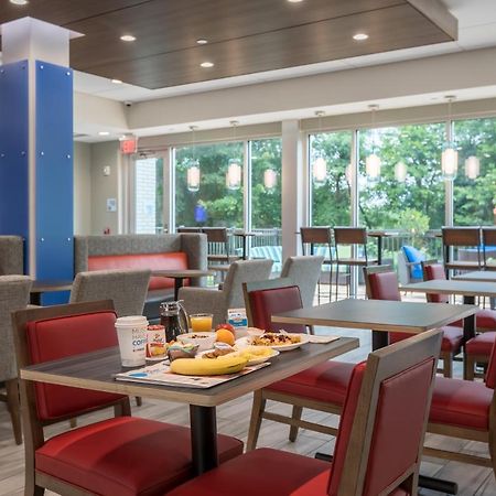 Holiday Inn Express & Suites Greenville S - Piedmont By Ihg Exterior foto